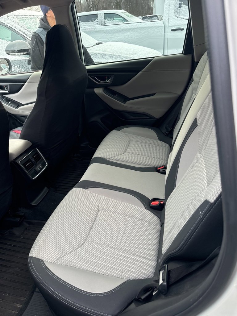 Used 2020 Subaru Forester Premium image 14