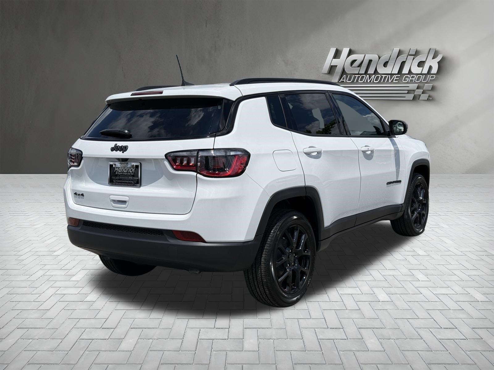 New 2026 Jeep Compass Latitude AWD/4WD image 10