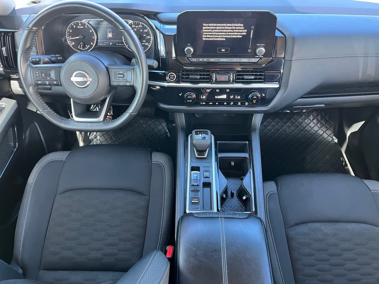 Used 2024 Nissan Pathfinder SV FWD image 12