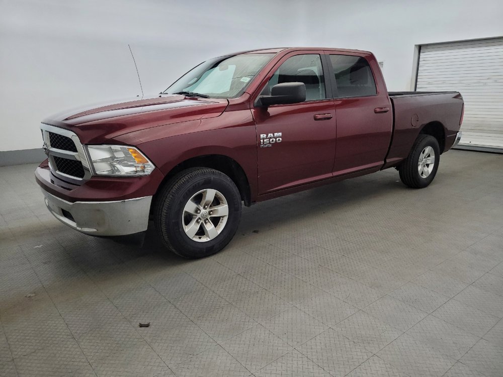 Used 2021 RAM 1500 Classic SLT image 2