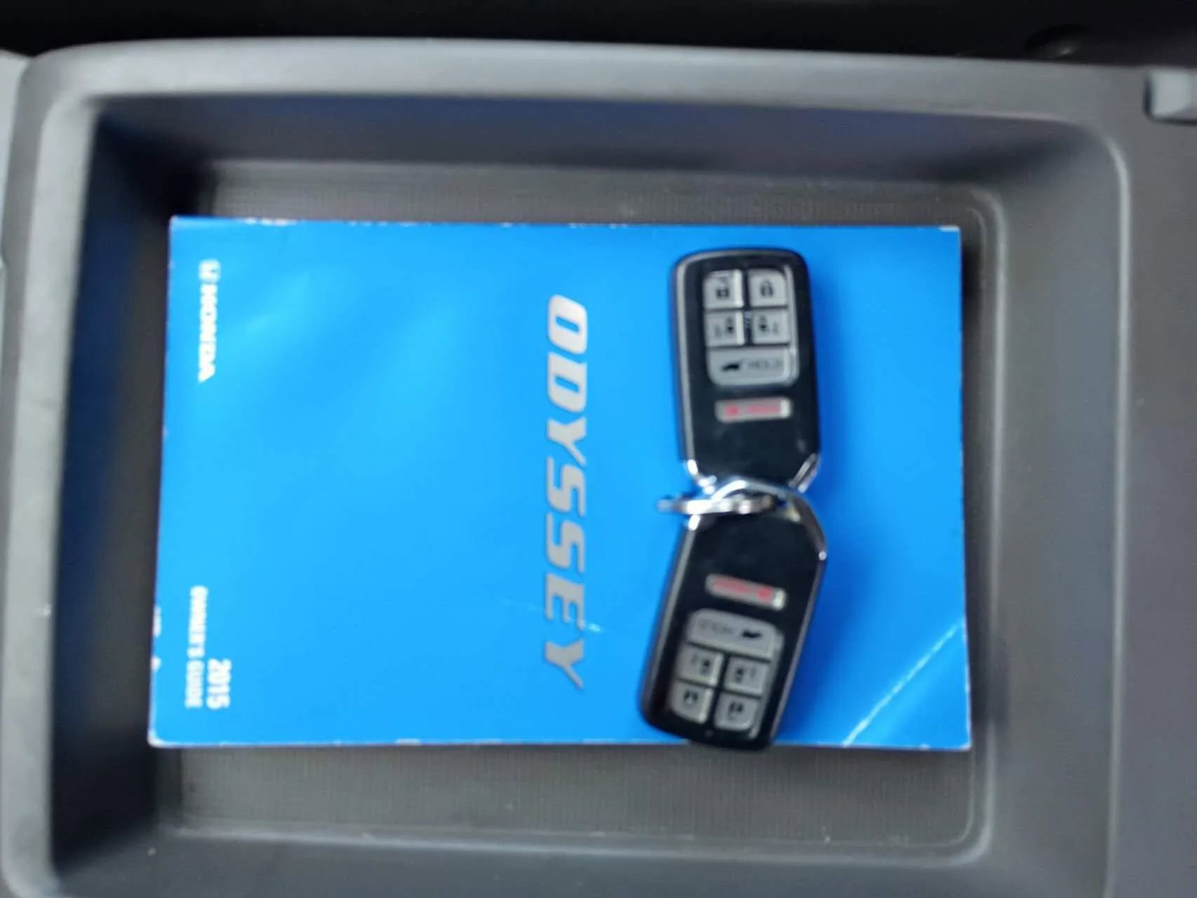 Used 2015 Honda Odyssey Touring Elite image 26