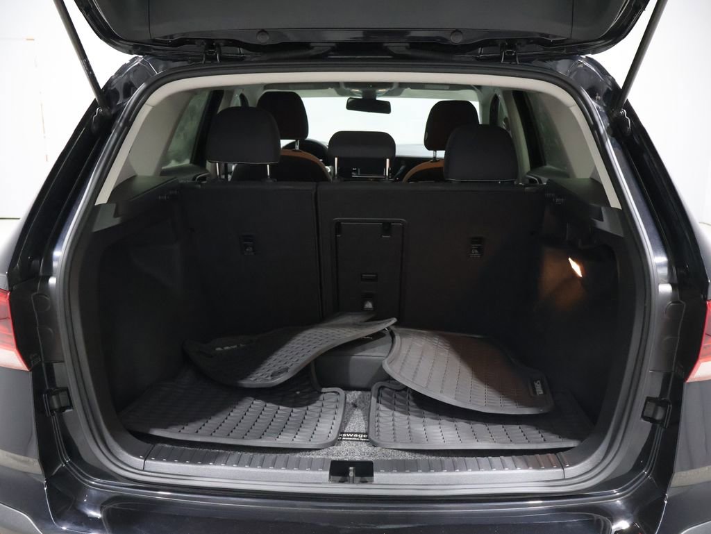 Used 2022 Volkswagen Taos S w/ IQ Drive S Package image 20