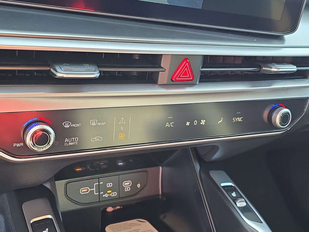 New 2026 Kia Sorento S image 24