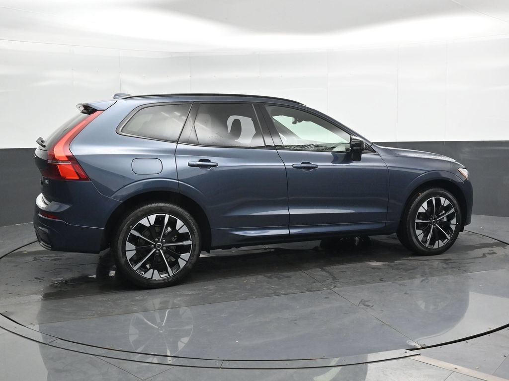 New 2026 Volvo XC60 B5 Plus w/ Protection Package Premier AWD/4WD image 2