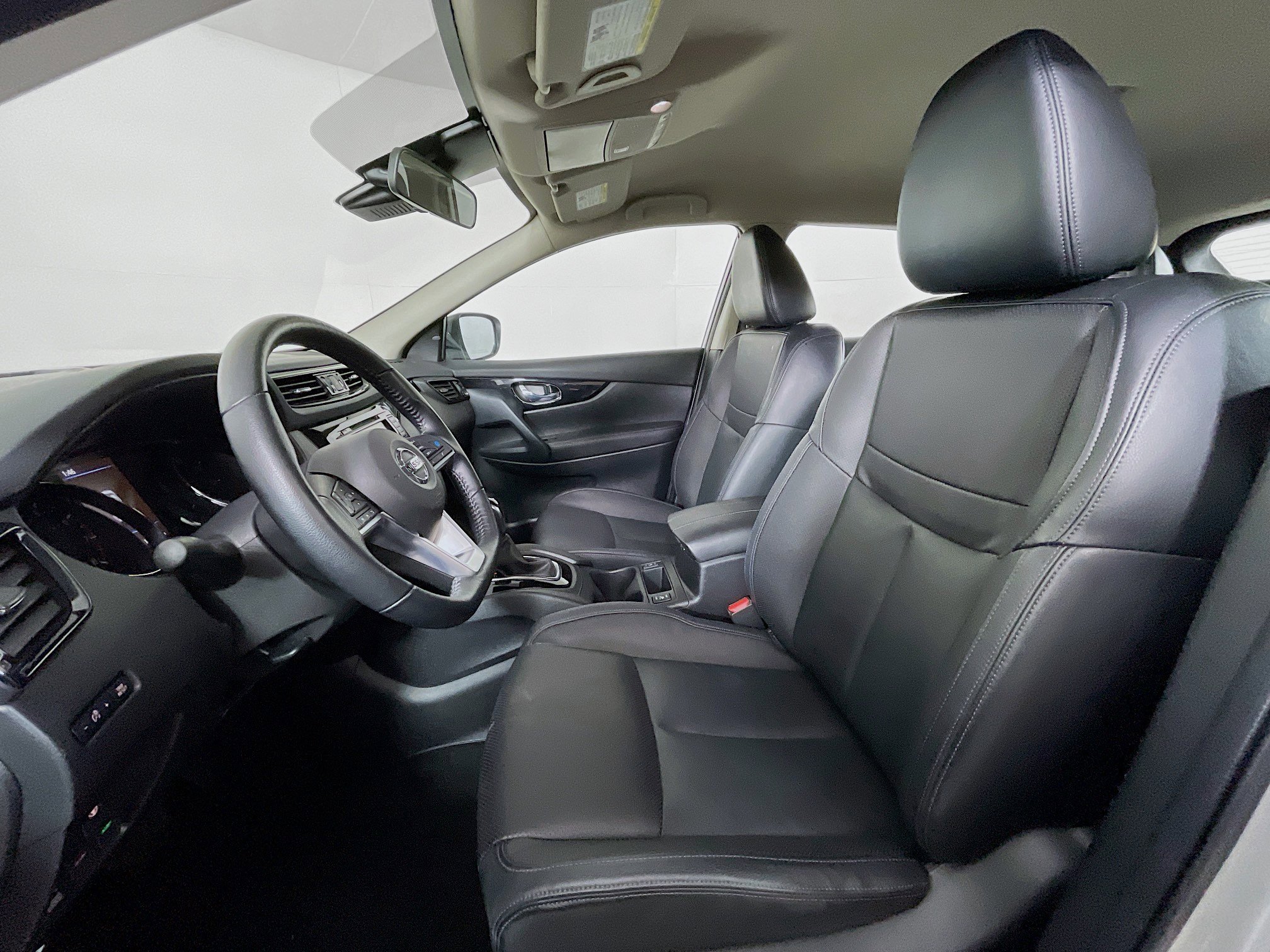 Used 2022 Nissan Rogue Sport SL image 13