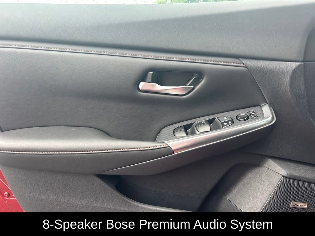 Used 2022 Nissan Sentra SR w/ SR Premium Package FWD image 7