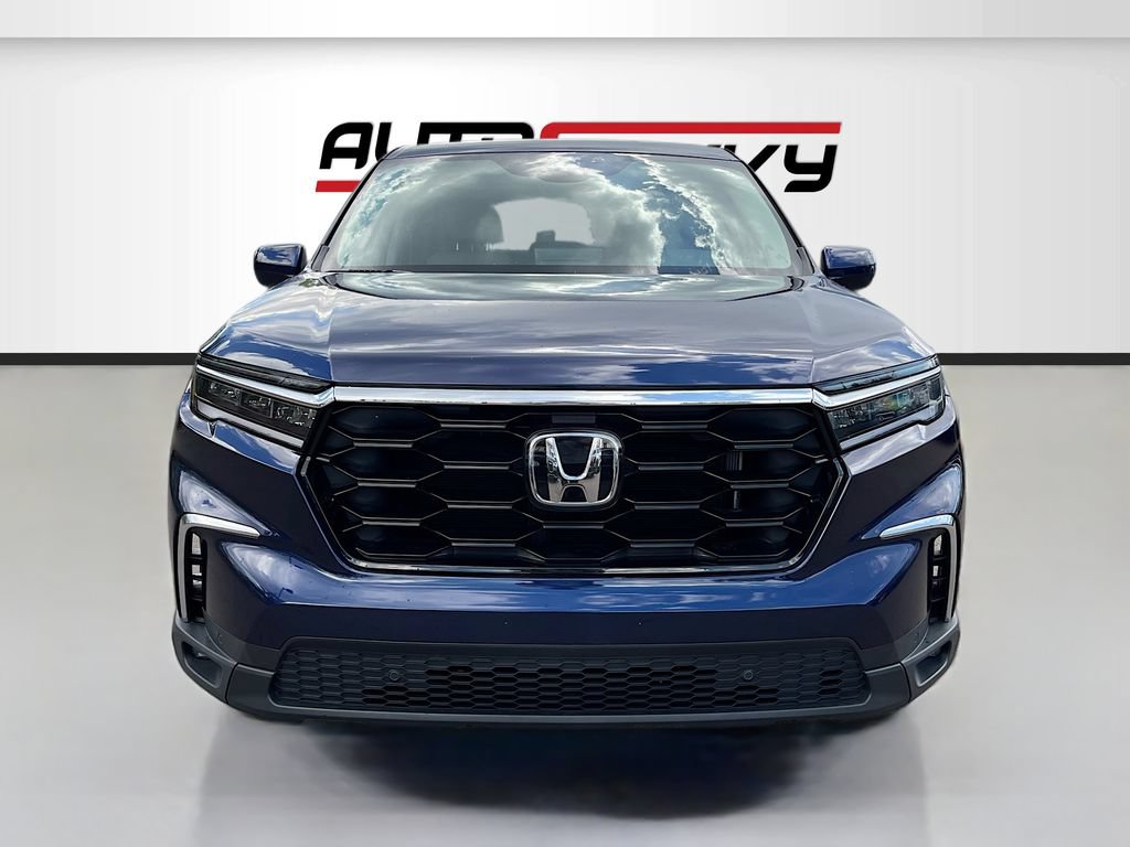 Used 2023 Honda Pilot EX-L image 2