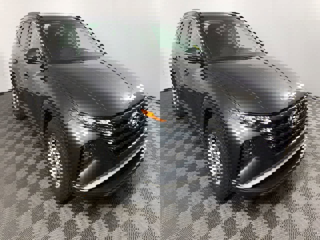 Used 2022 Hyundai Tucson SEL image 2