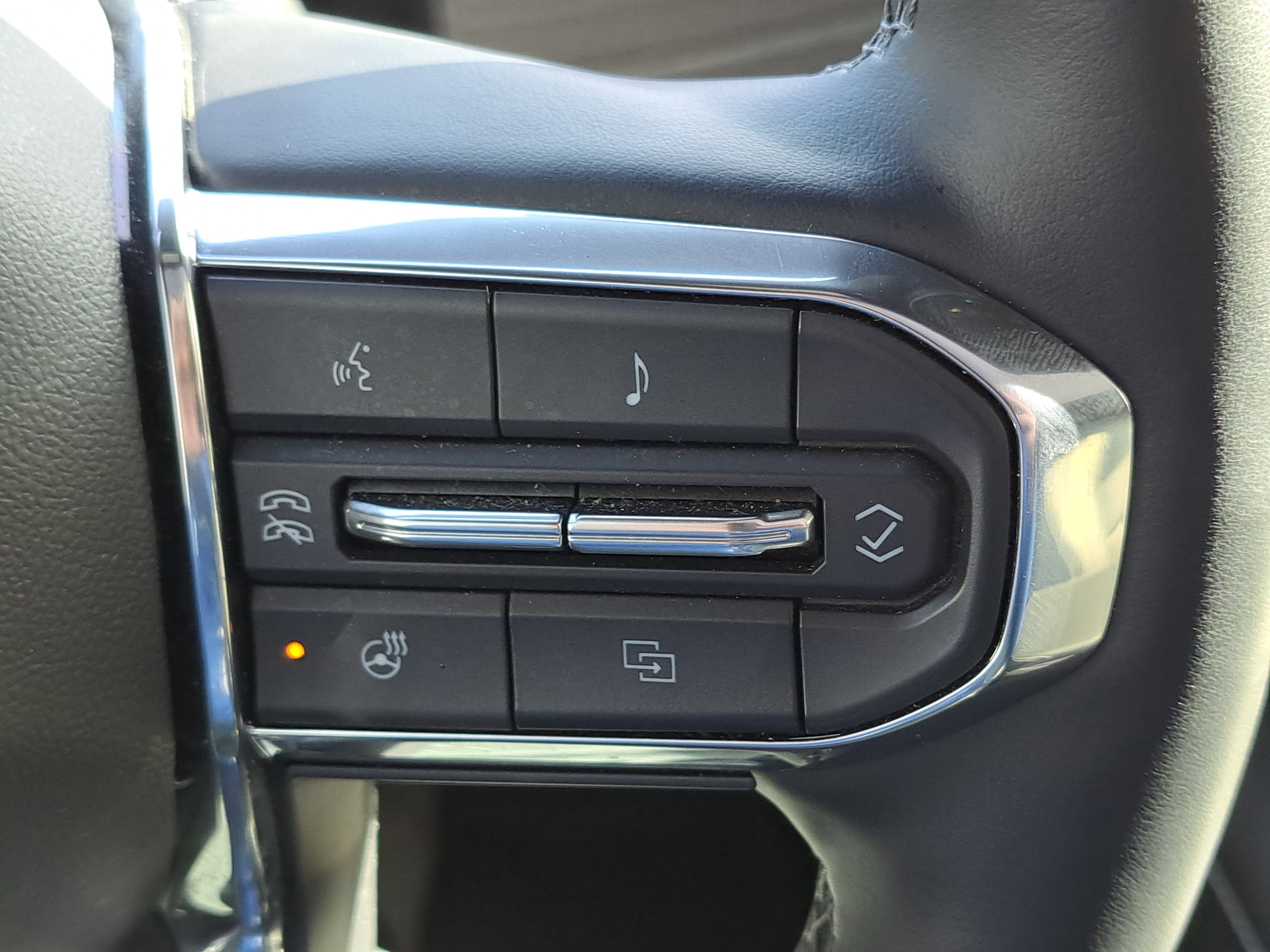 Used 2024 GMC Sierra EV Denali image 20