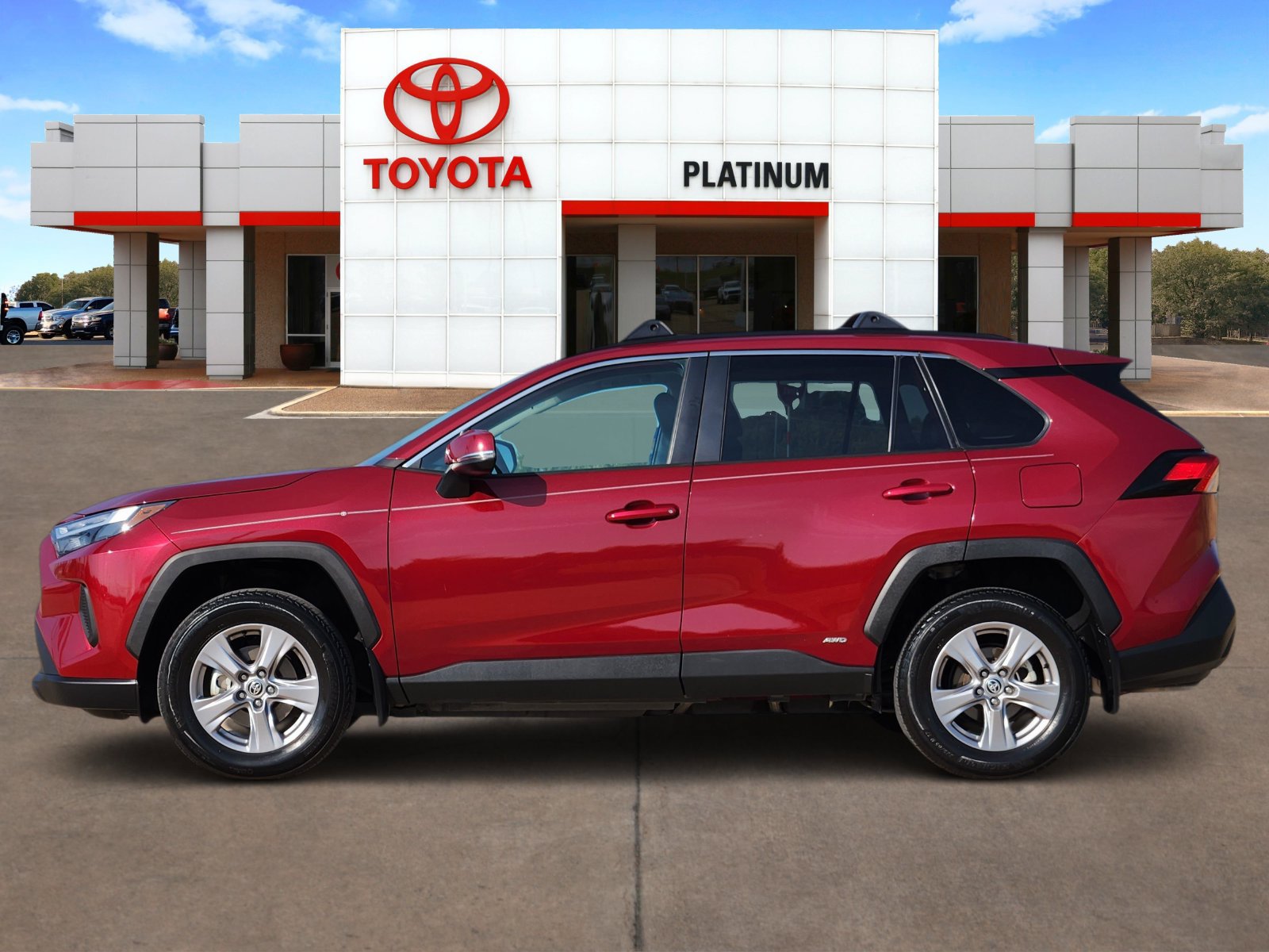 Used 2024 Toyota RAV4 XLE w/ Convenience Package AWD/4WD image 3