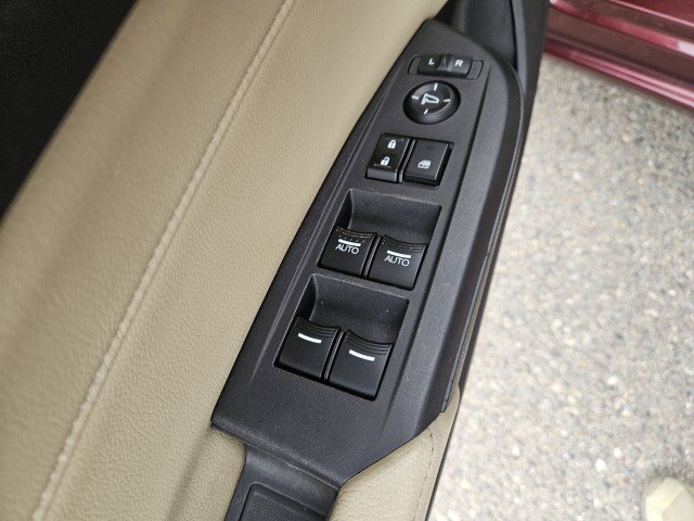 Used 2014 Acura ILX w/ Technology Package image 10