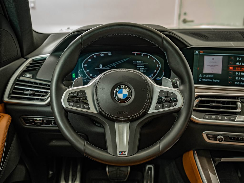 Used 2022 BMW X5 xDrive40i w/ M Sport Package AWD/4WD image 22
