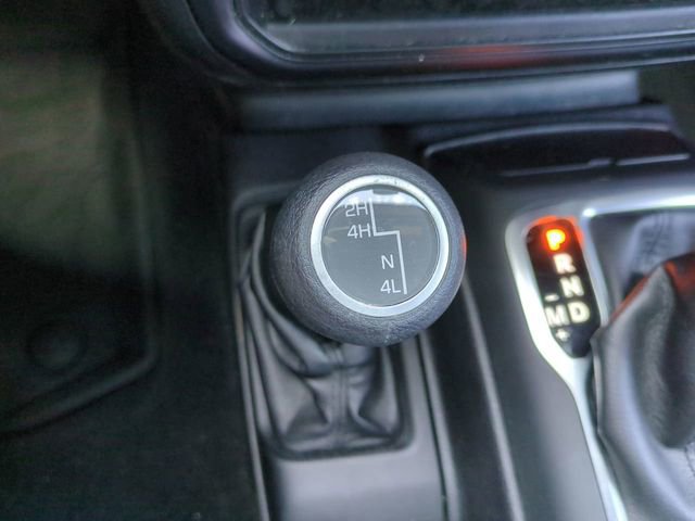 Used 2018 Jeep Wrangler Unlimited Sport S AWD/4WD image 25