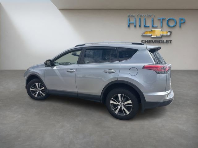 Used 2018 Toyota RAV4 XLE AWD/4WD image 11