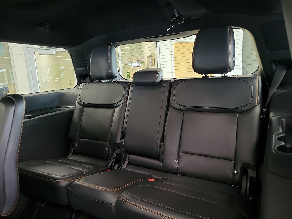 New 2027 Ford Expedition Tremor w/ Driver's Package AWD/4WD image 8