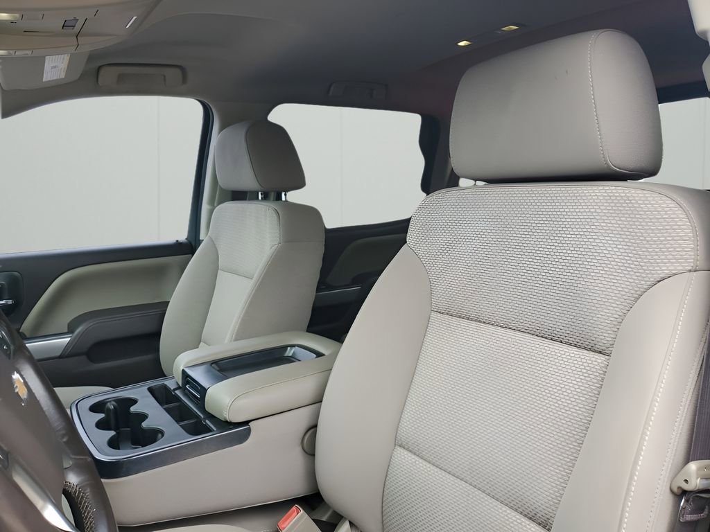 Used 2018 Chevrolet Silverado 1500 LT w/ All Star Edition image 30