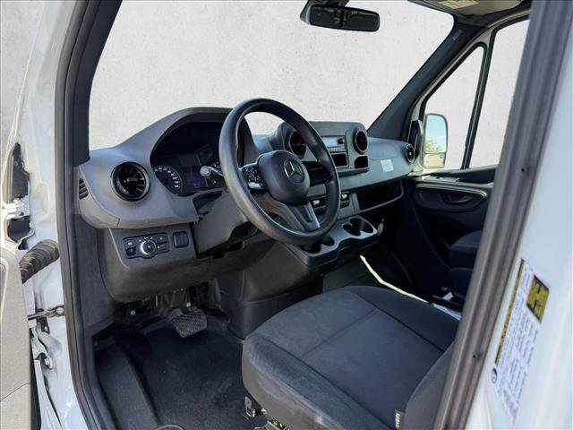 Used 2023 Mercedes-Benz Sprinter 1500 image 10