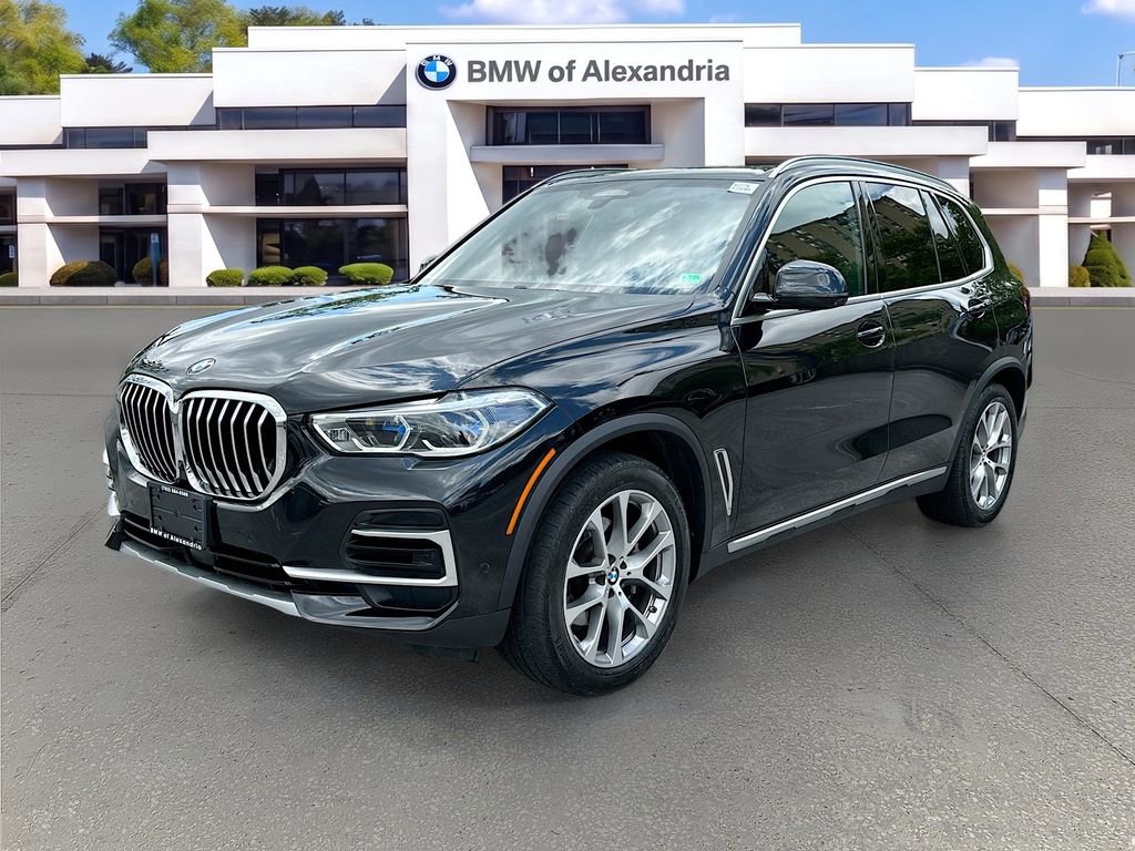 Certified 2023 BMW X5 xDrive40i w/ Executive Package AWD/4WD image 3