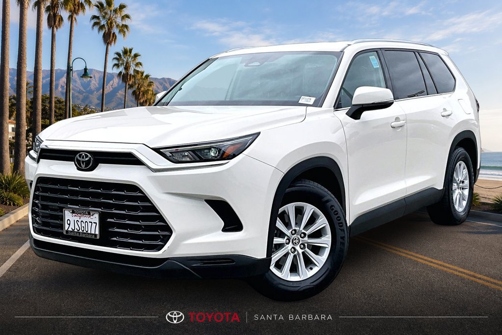 Used 2024 Toyota Grand Highlander FWD image 3