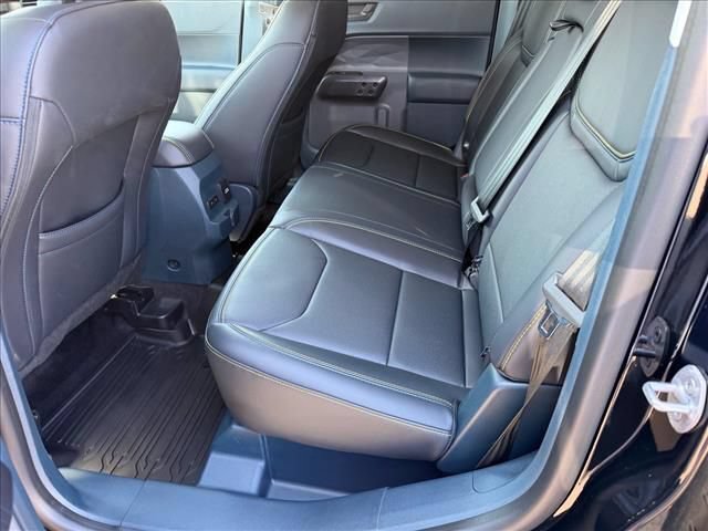 Used 2025 Ford Maverick Lobo AWD/4WD image 9