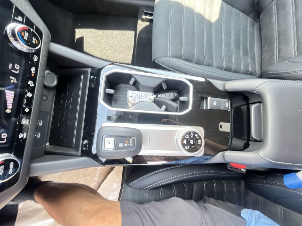 New 2025 Mitsubishi Outlander SE image 20