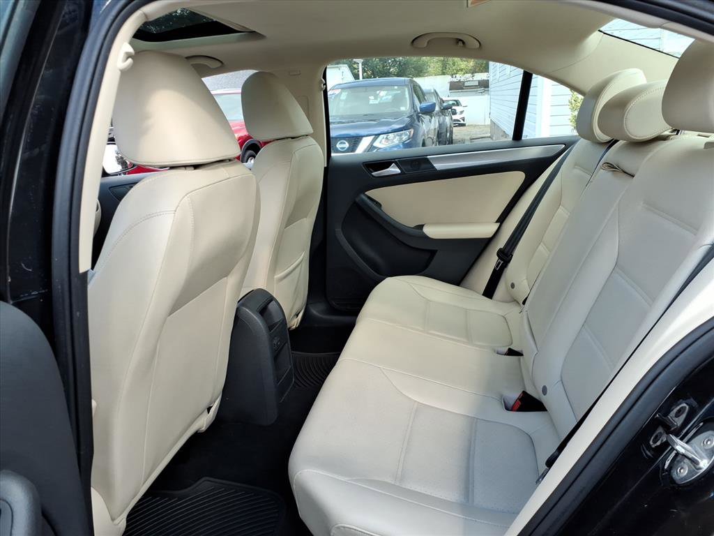 Used 2018 Volkswagen Jetta SE image 13