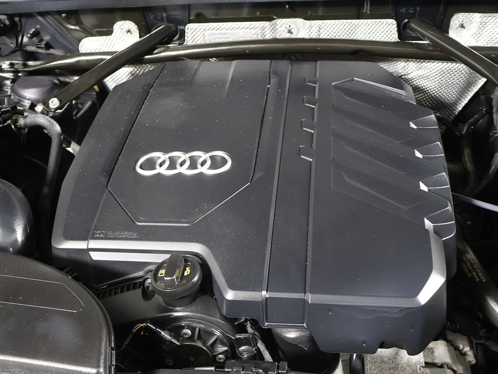 Used 2023 Audi Q5 2.0T Premium w/ Convenience Package AWD/4WD image 19