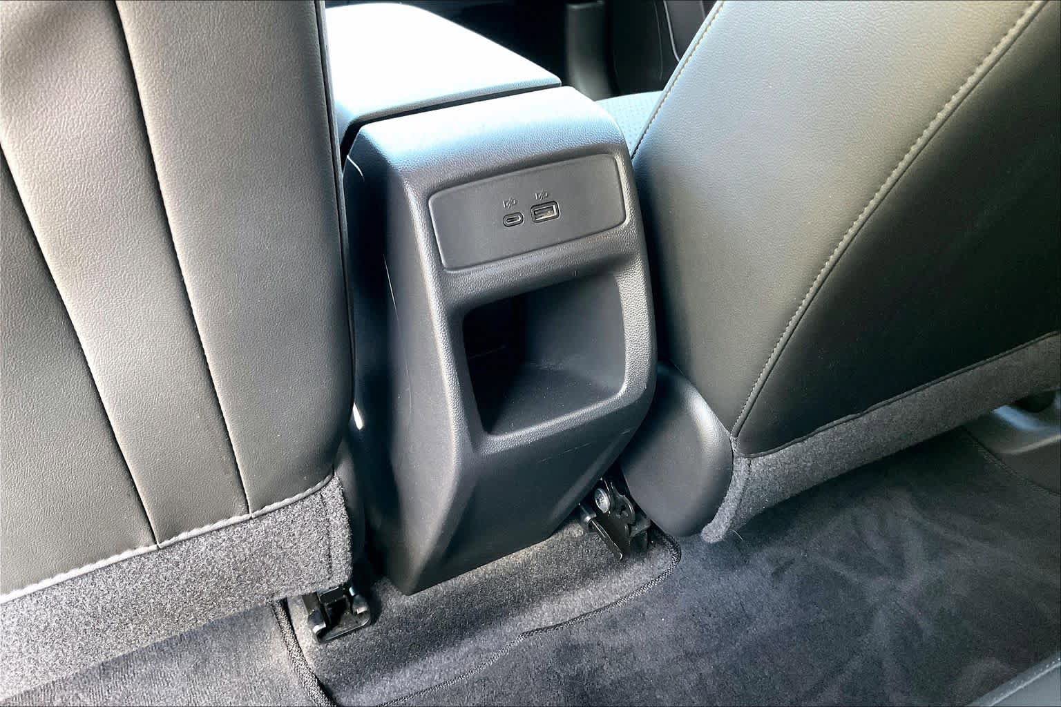 Certified 2024 Chevrolet Trax LT w/ Driver Confidence Package FWD image 36