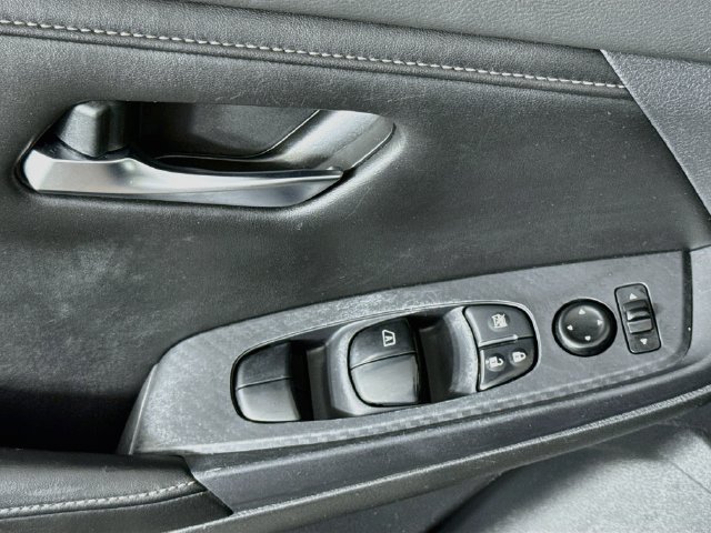 Used 2020 Nissan Sentra SV FWD image 21