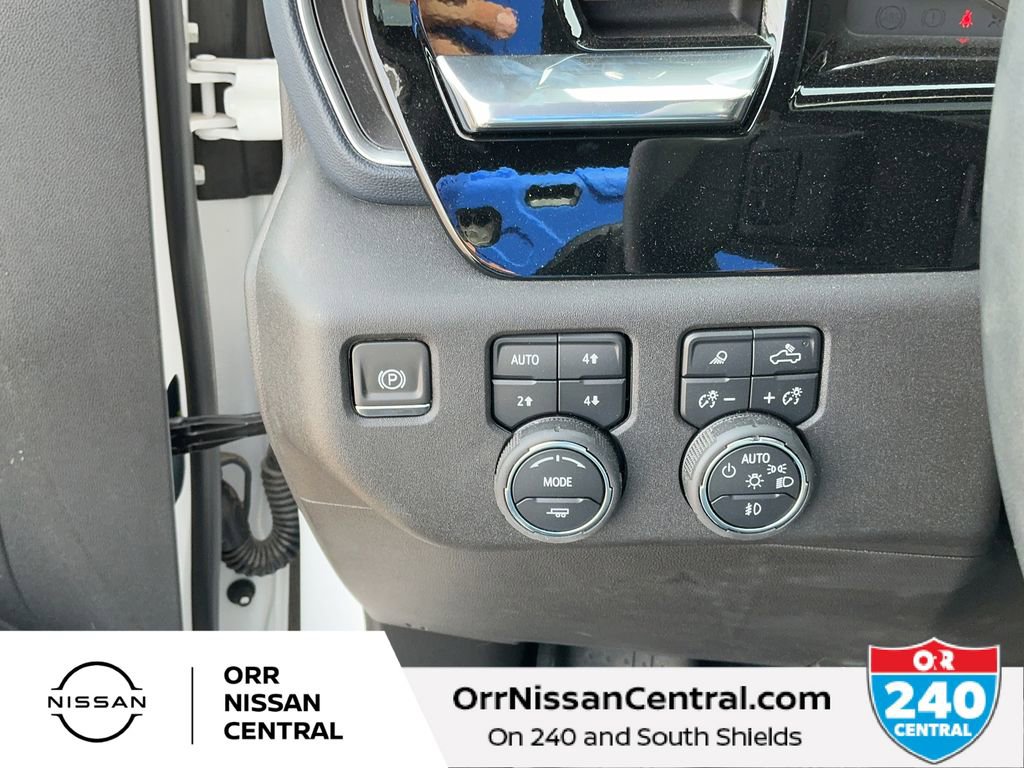 Used 2024 Chevrolet Silverado 1500 High Country w/ High Country Premium Package image 19
