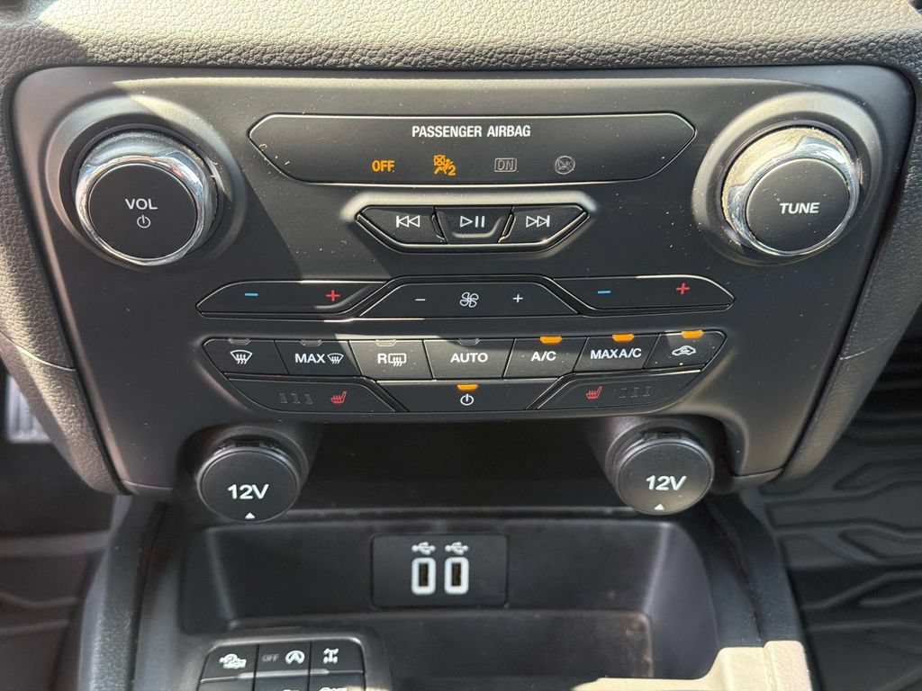 Used 2023 Ford Ranger Lariat w/ Tremor Off-Road Package AWD/4WD image 25