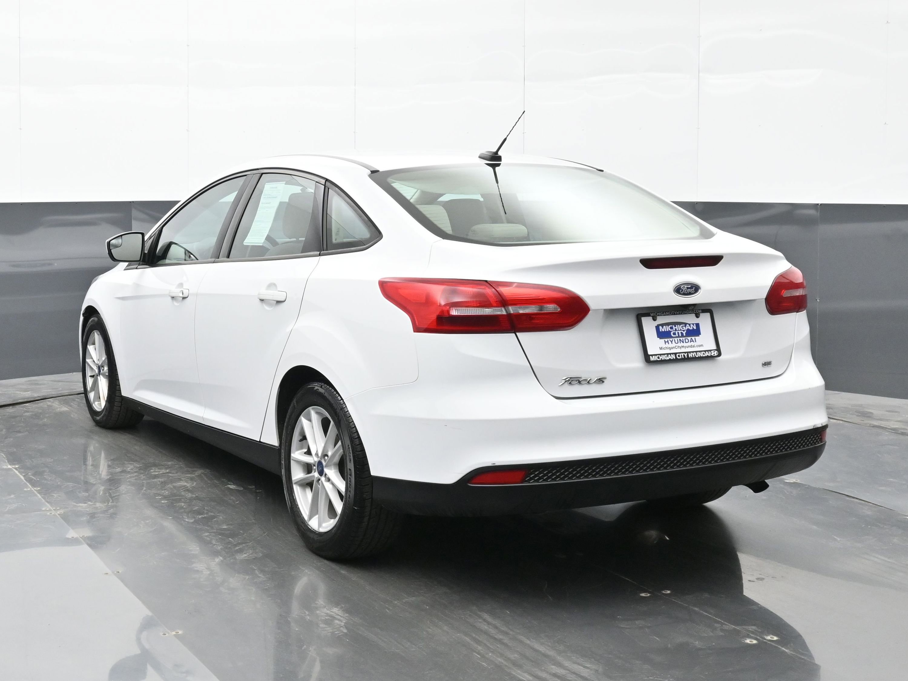 Used 2018 Ford Focus SE video 2