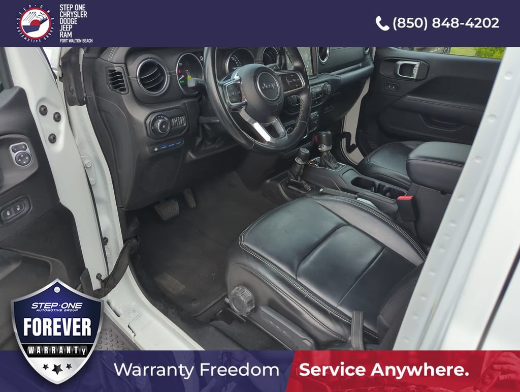 Used 2022 Jeep Wrangler Unlimited Sahara AWD/4WD image 10