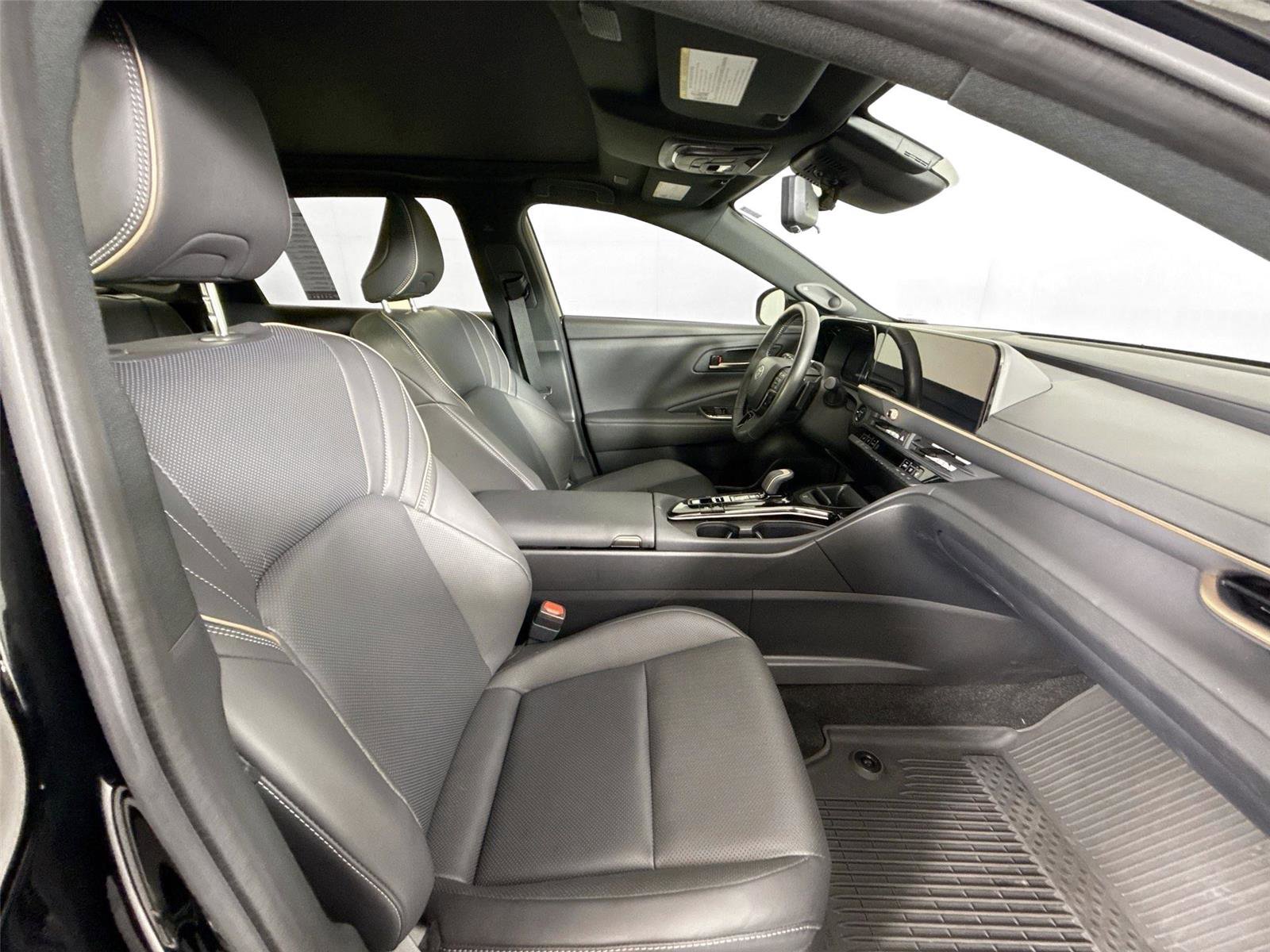 Certified 2025 Toyota Crown Signia w/ Advanced Technology Package AWD/4WD image 45