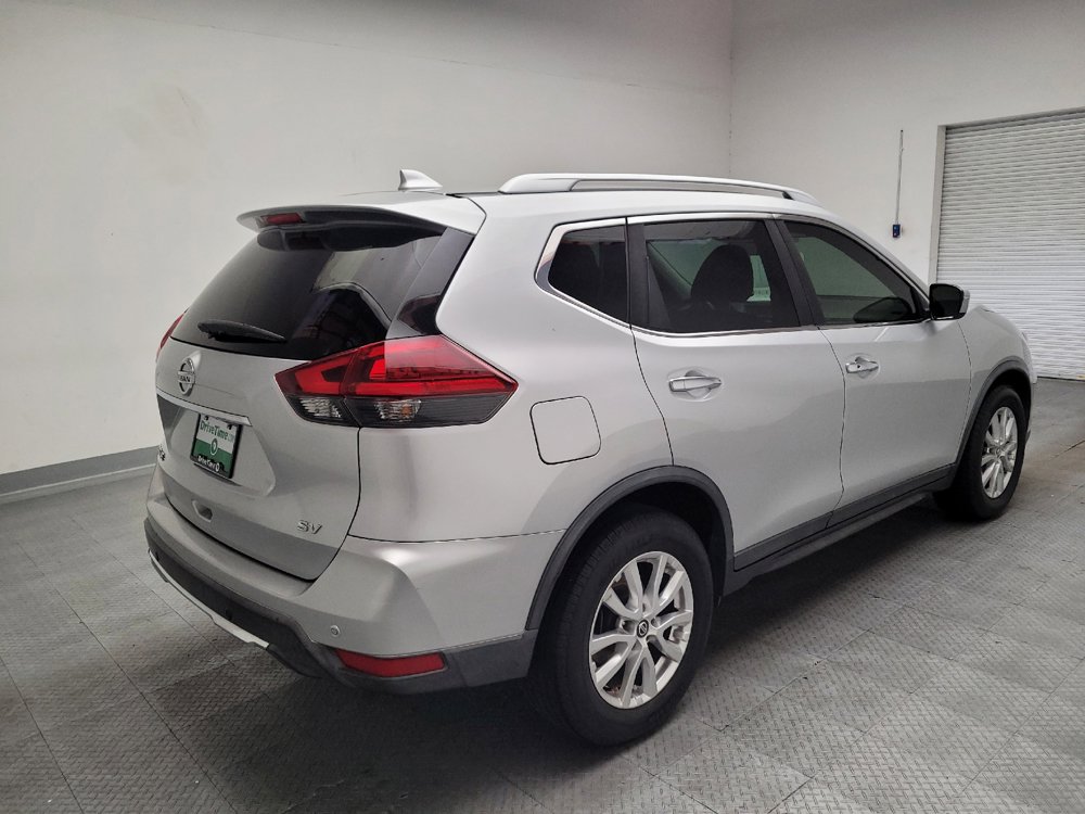 Used 2019 Nissan Rogue SV FWD image 9