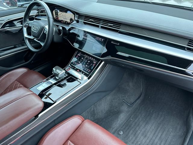 Used 2021 Audi S8 L image 11