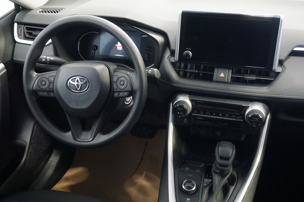 New 2025 Toyota RAV4 LE image 27
