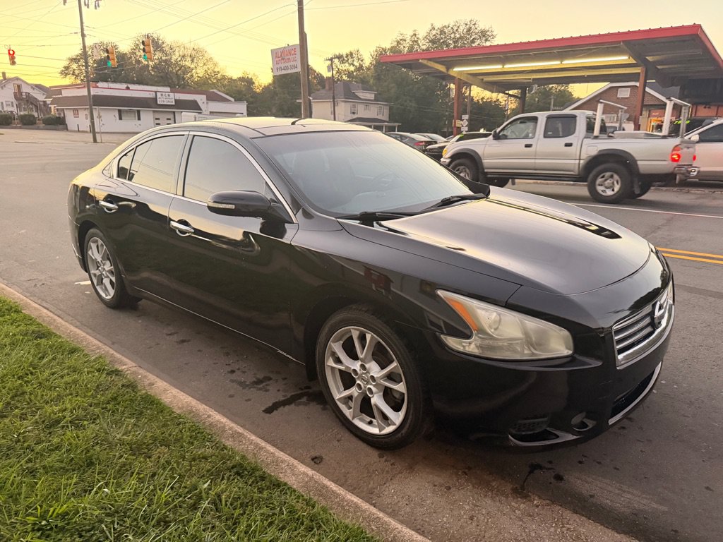 Used 2014 Nissan Maxima 3.5 SV w/ Premium Package FWD image 4