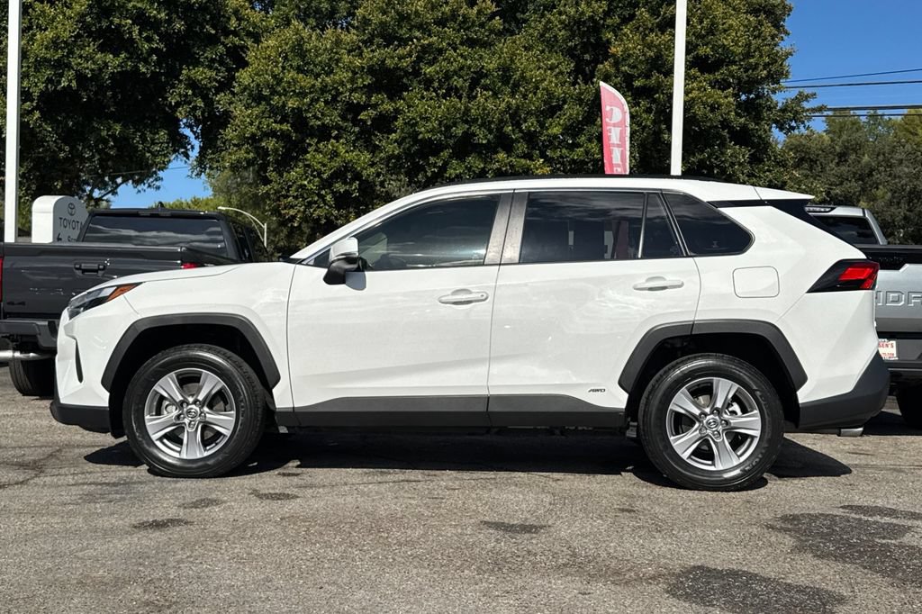 Used 2023 Toyota RAV4 XLE w/ Convenience Package AWD/4WD image 6