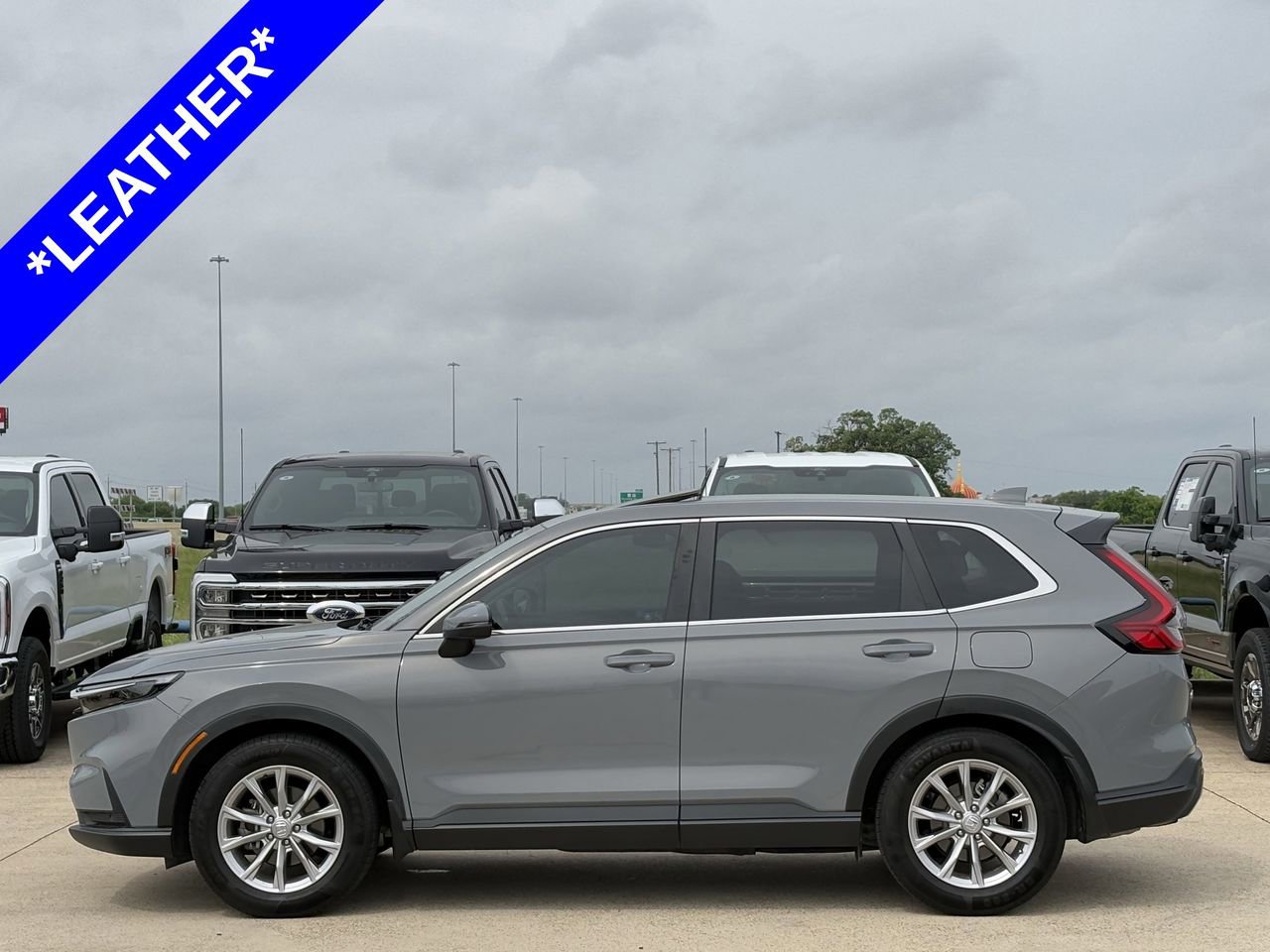 Used 2024 Honda CR-V EX-L image 3