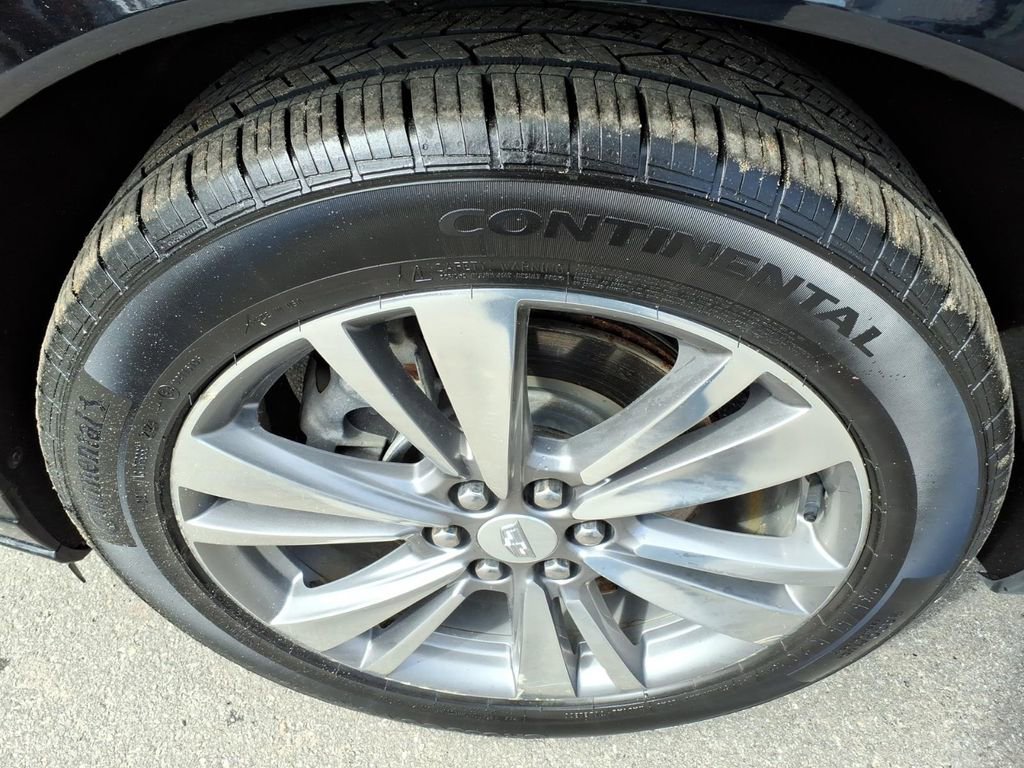Used 2022 Cadillac XT6 Premium Luxury image 9