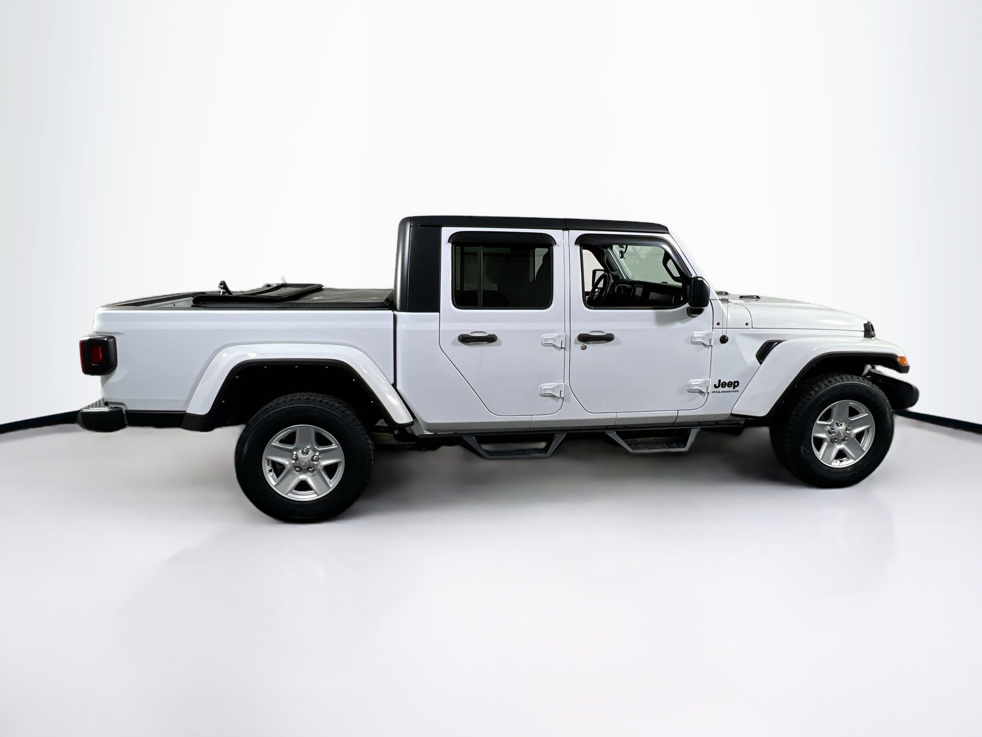 Used 2023 Jeep Gladiator Sport image 4