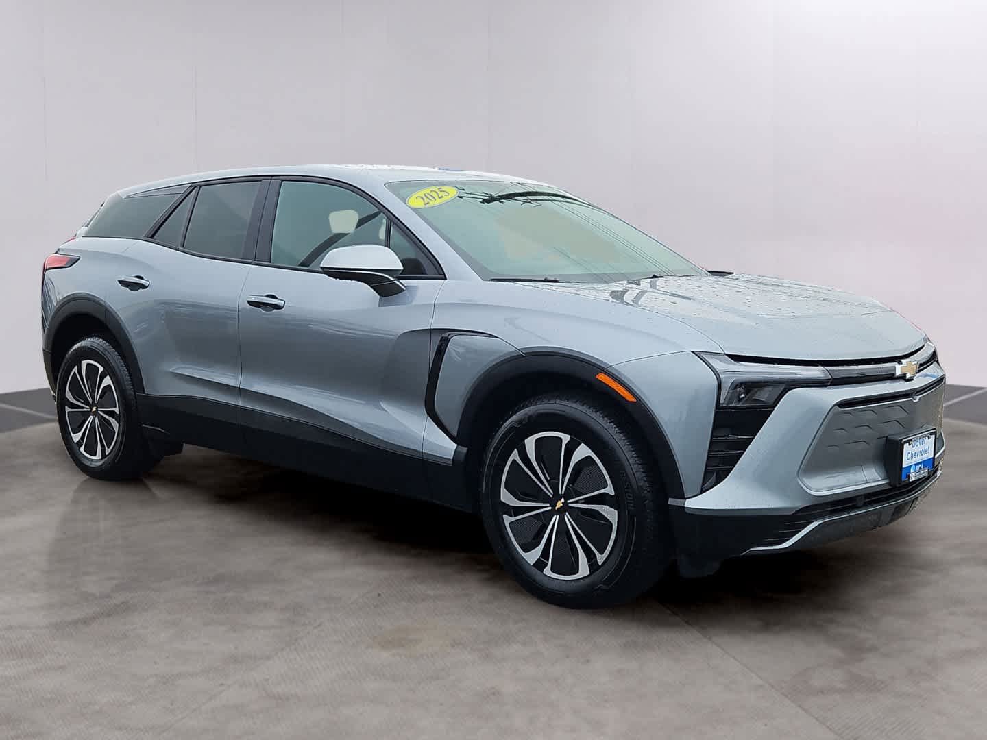 Used 2025 Chevrolet Blazer EV LT AWD/4WD image 10