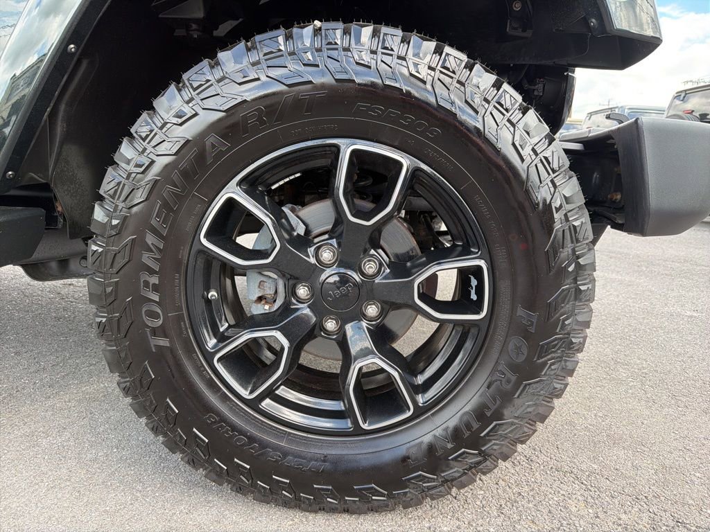 Used 2012 Jeep Wrangler Sahara w/ Connectivity Group image 13