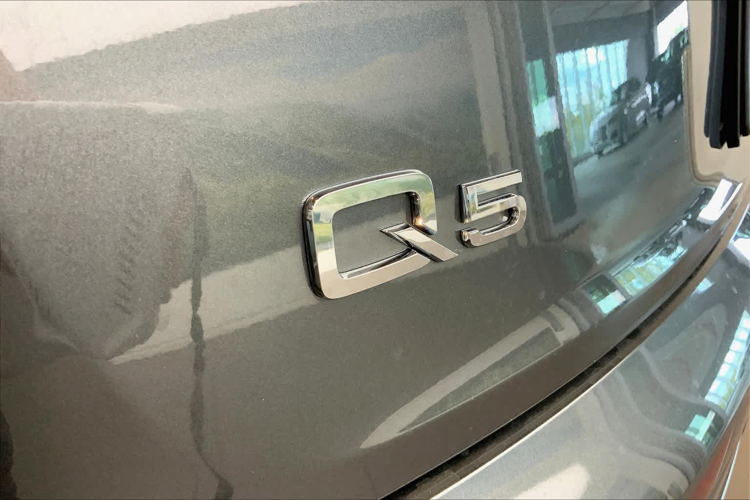Used 2023 Audi Q5 2.0T Premium Plus w/ Premium Plus Package AWD/4WD image 33