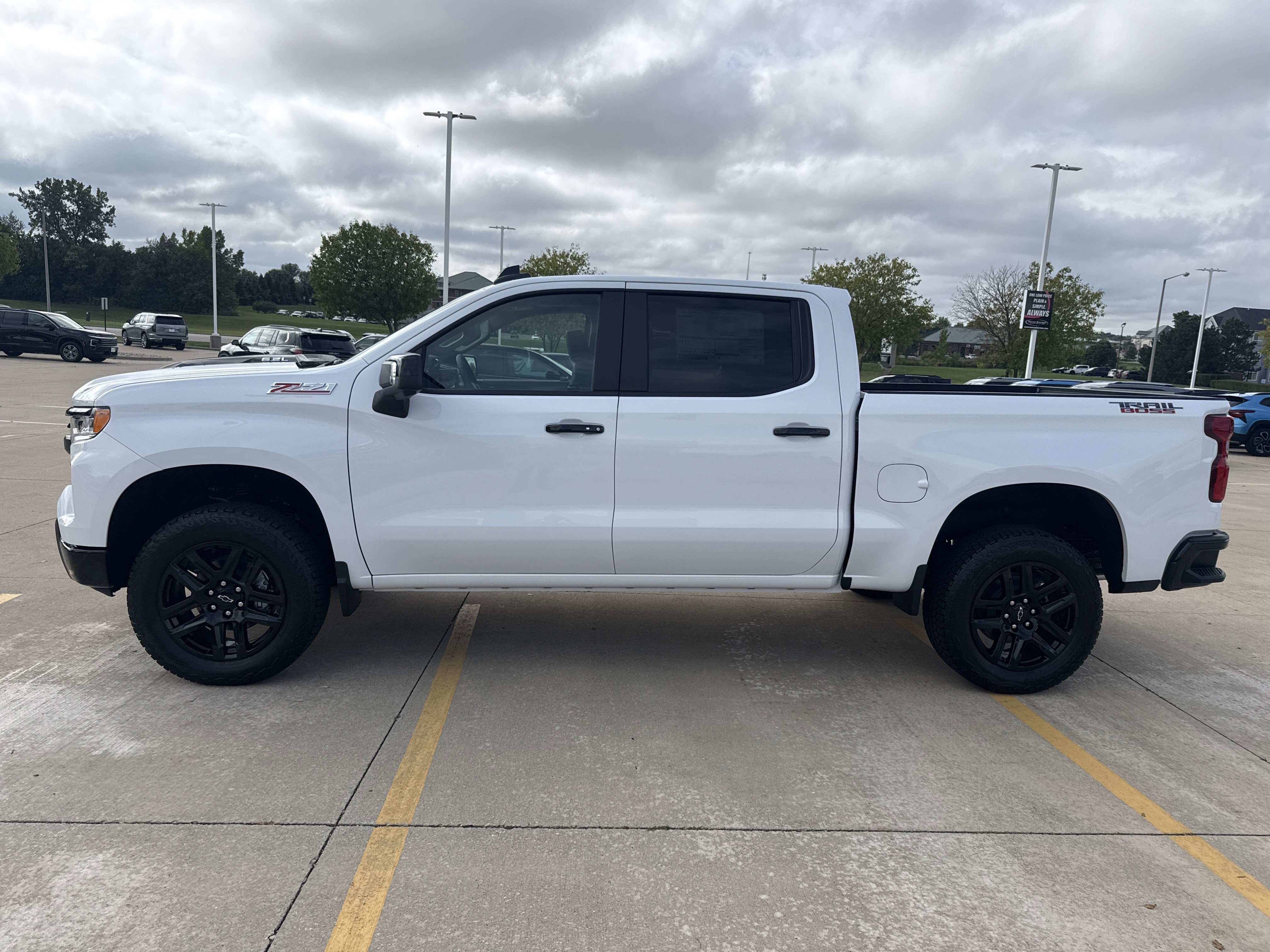 New 2026 Chevrolet Silverado 1500 LT Trail Boss w/ LT Trail Boss Premium Package image 9