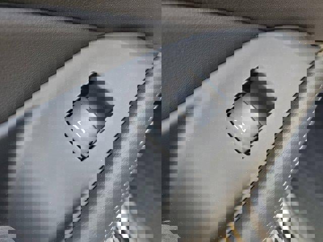 Used 2024 Buick Enclave Avenir w/ Avenir Technology Package image 12