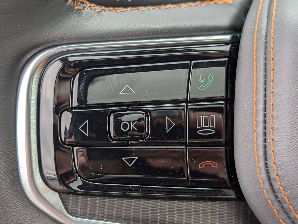 New 2026 Jeep Grand Wagoneer Summit AWD/4WD image 14