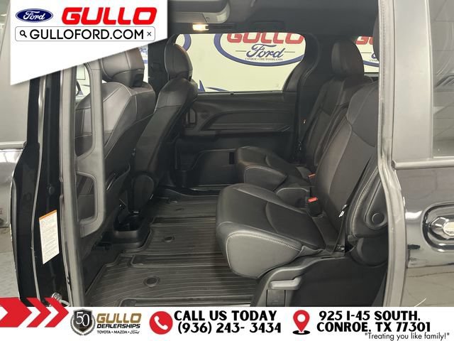 Used 2024 Toyota Sienna XLE Woodland Edition AWD/4WD image 15