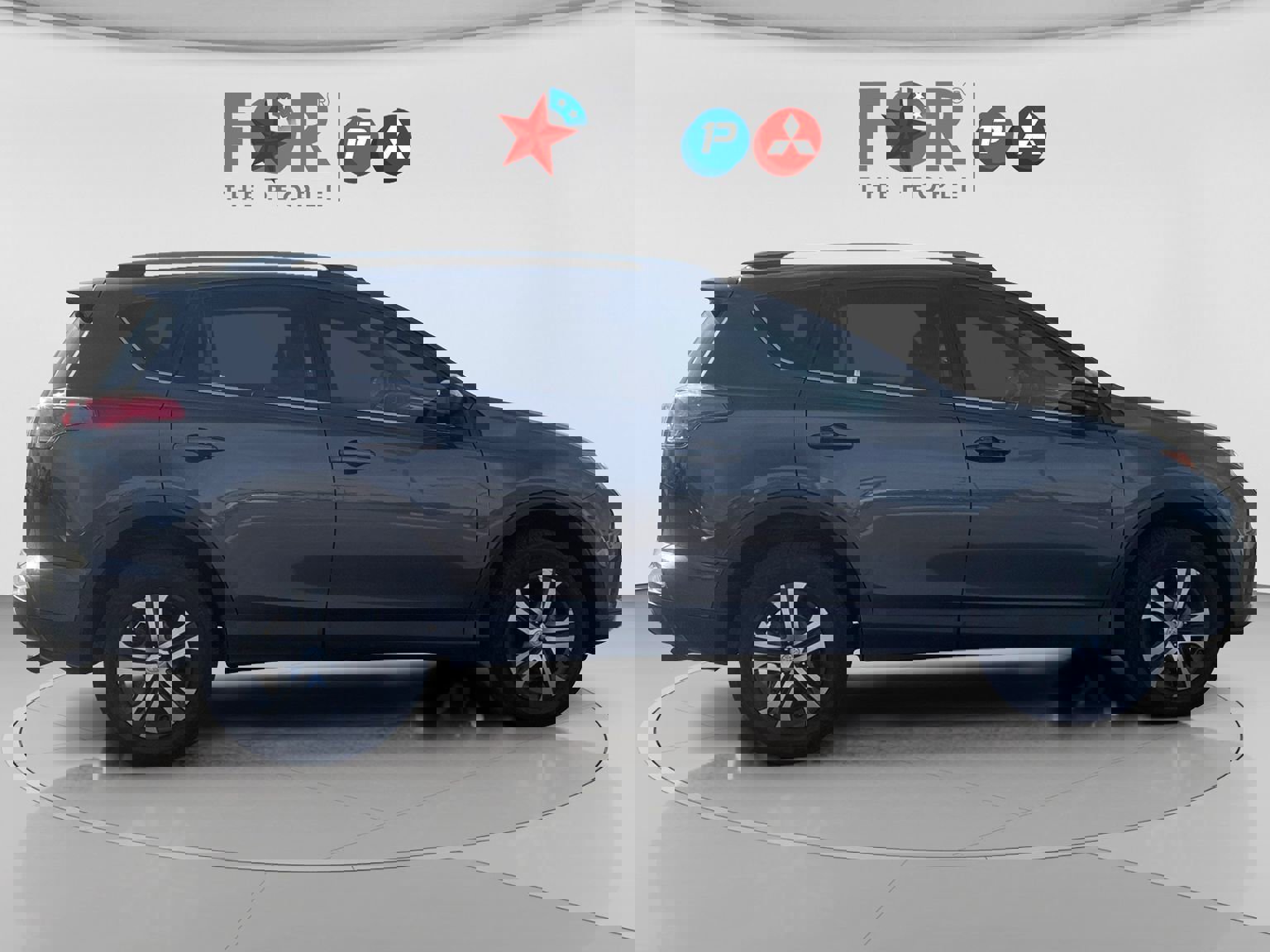 Used 2018 Toyota RAV4 LE w/ Carpet Mat Package image 20